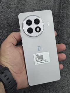 OnePlus 13R / Ace 5 – PTA Approved – 16/512GB – Dual SIM
