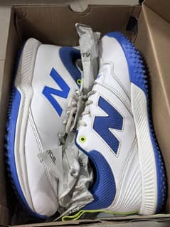 New Balance cricket gripper