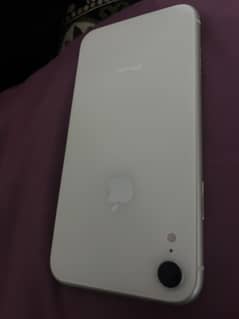 iPhone XR 128 factory unlock