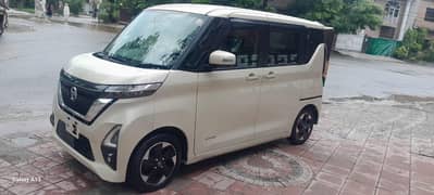 Nissan Dayz Roox Highway Star 660 CC,  Model 2022 , Unregistered