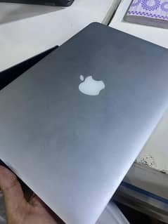 MacBook pro 2013 model
