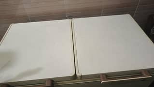 Dawlancw double door fridge
