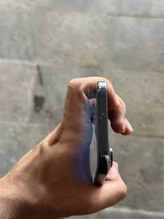 Iphone 16 plus jv 128 GB 44 CC