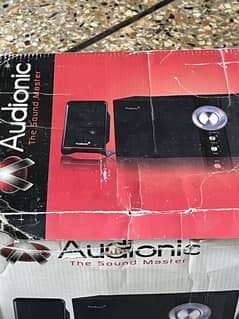Audionic Max7 woofer and speaker with box