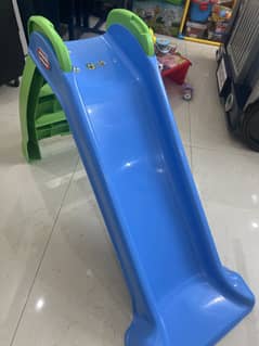 Kids plastic slide