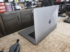 MacBook Pro 15” 2018 – Core i9 | 32GB | 1TB | Top Condition 