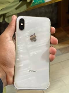 Iphone xs battery 80/ jv water Paak 64gb
