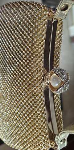 sparkling golden
