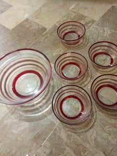 red colour custard set