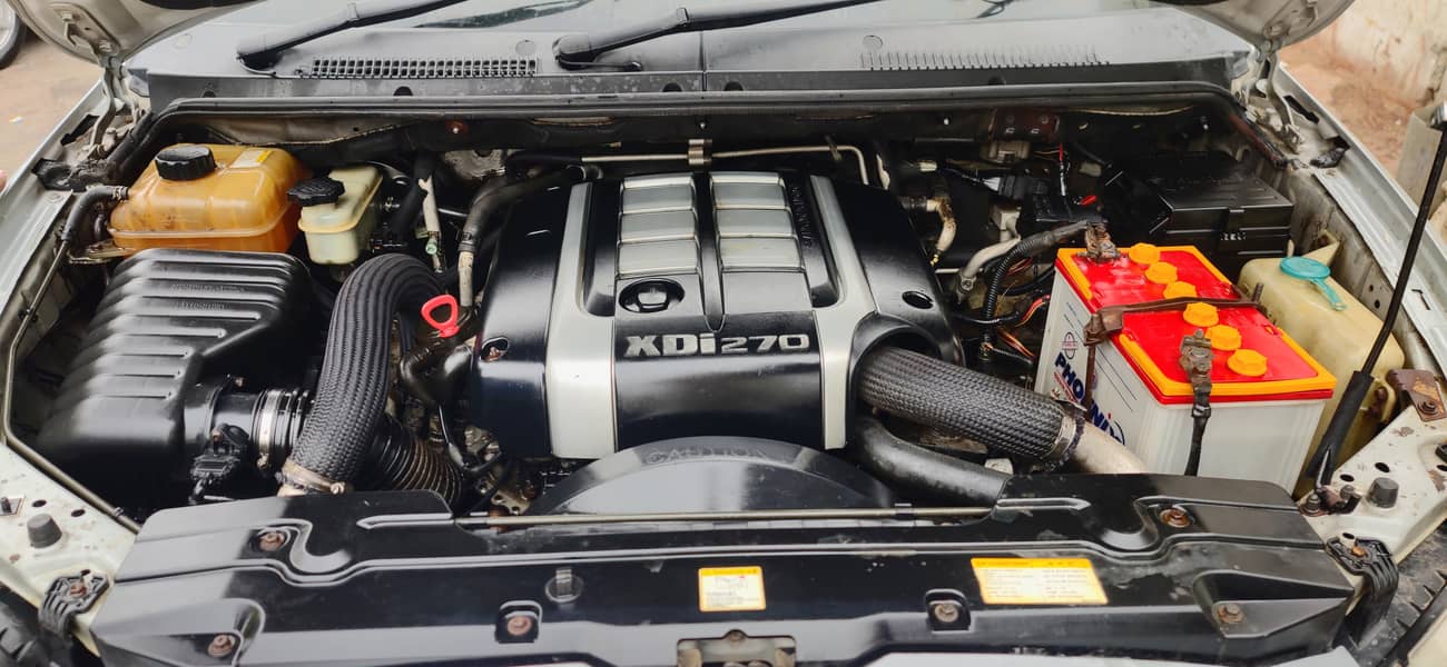 ssangyong stavic full original own engine better than apv,hiace,every 4