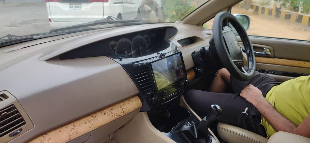 ssangyong stavic full original own engine better than apv,hiace,every 17