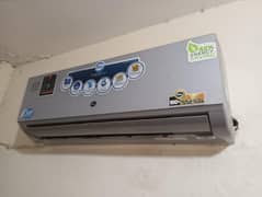 Pel Dc Inverter new condition  Original   1 ton  With warranty card