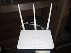tenda router