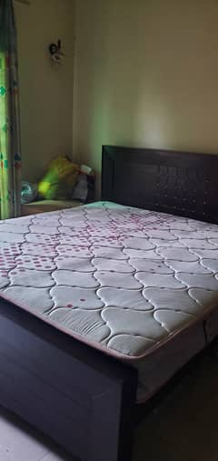 King Size Bed with mattress