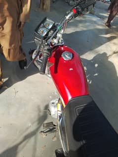 full geniun bike he one hand use chalne me new urgent sale