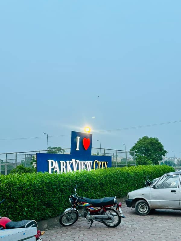 FACING PARK HOT LOCATION 5 MARLA PLOT IN TULIP EXT BLOCK 4