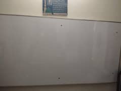 Very good condition White board for academy for kids