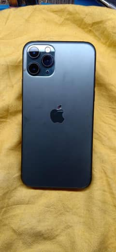 iPhone 11 pro ICLOUD LOCK 256 GB  BATTERY HEALTH 87 ALL OK