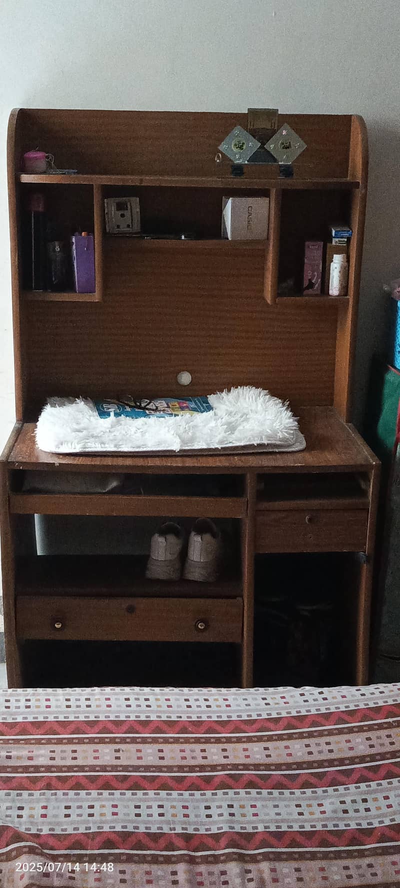 Computer Table 0