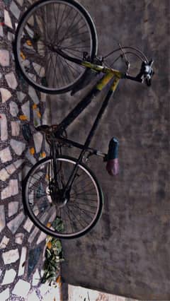 This is a japanise bycycle it’s back tire and tube is blast ihave extr