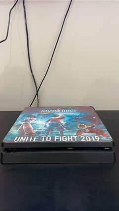 Ps4 in excellent condition for sale