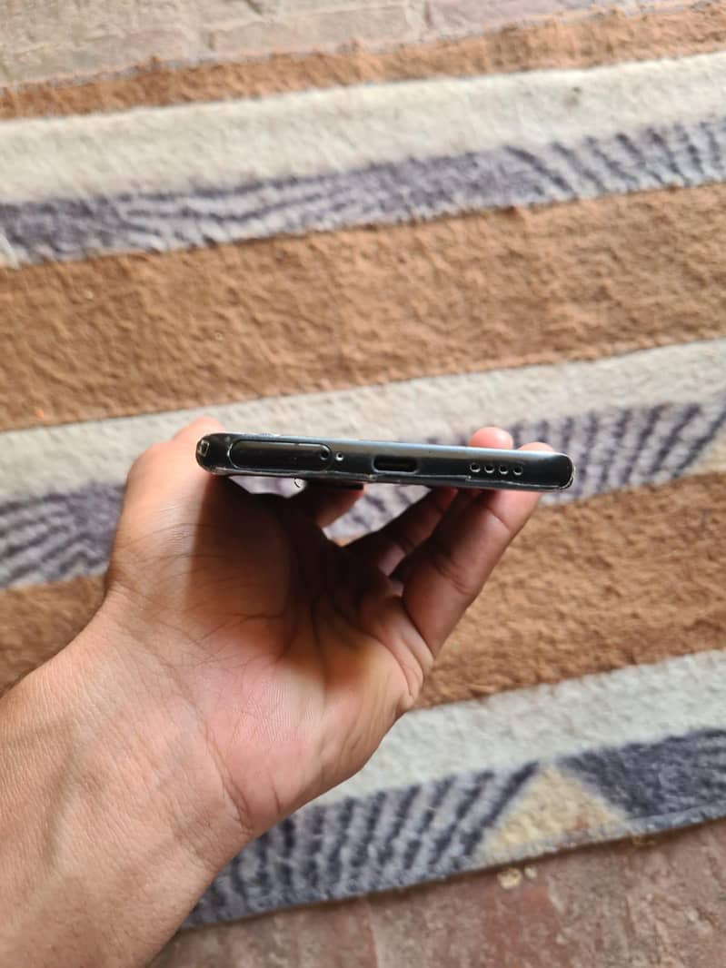 DOCOMO F51A (5G) READ ADD (/EXCHANGE POSSIBLE) 3