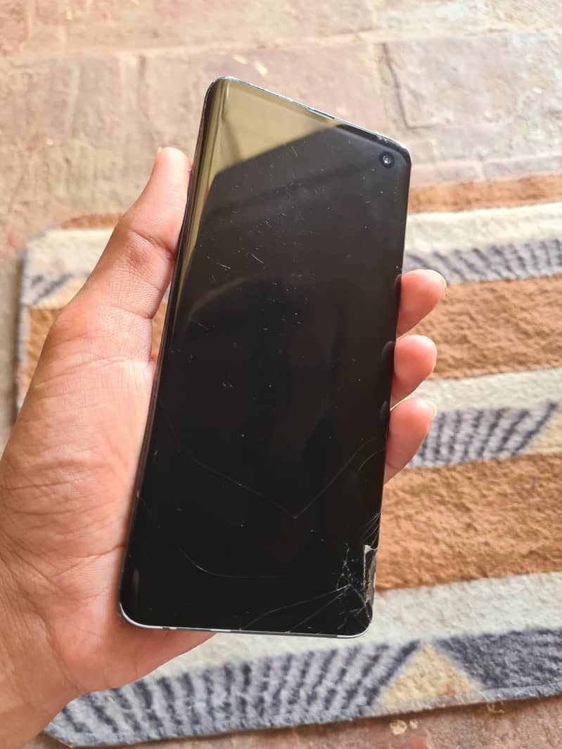 DOCOMO F51A (5G) READ ADD (/EXCHANGE POSSIBLE) 5