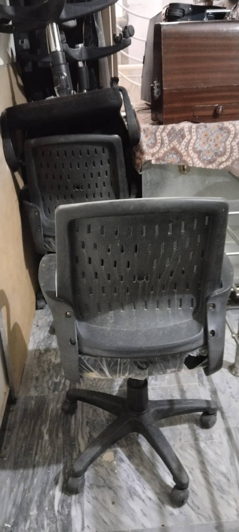 Office Chairs for Computer and Other Use 8