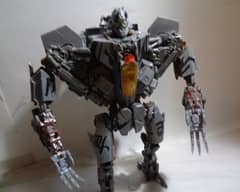 transformers original figure leader class starsrceam. hasbro.