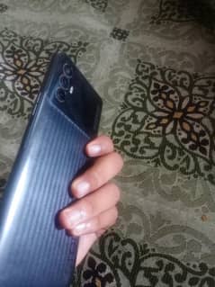 Only Mobile Panel crick ha thora sa Lakin Use ma  koi Masala nahi Krta