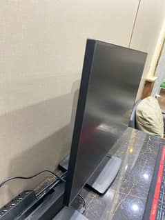 24 inch 2k IPS LED Monitor for Sale in Good Condition (just like new)