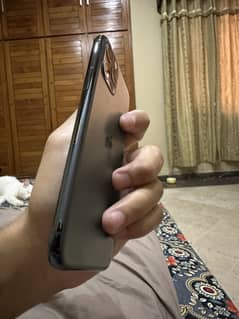 Iphone 11 pro PTA