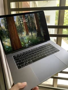 Macbook