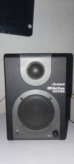 Alesis M1 Active 320 USB  speakers