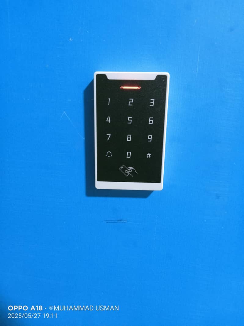 Smart Access Control System – Card, Code & Lock 5