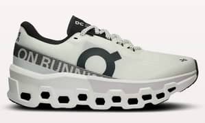 Available Thrift used shoes in bulk quantity.