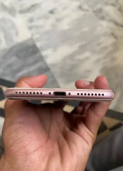 I phone7 puls 32 GB Pta aproved 03027031466