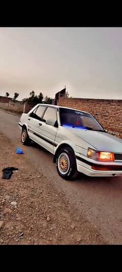85 model tottal juunvne . 10/10 engine tyere cng petrol ac working body