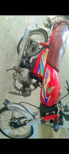 VIP bike cd 70