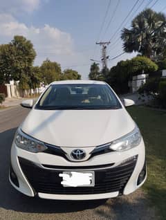 Toyota Yaris 1.5 X top varient