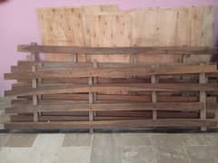Queen size bed