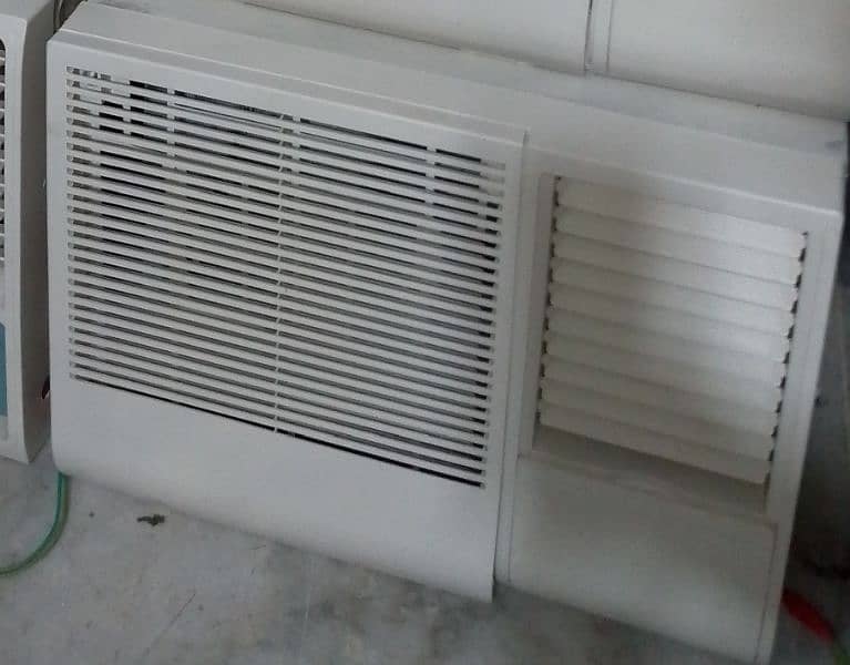 second hand 0.75 pona ton ship ac window AC original condition 0
