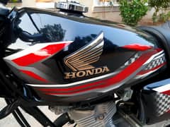 Honda 125 Model 2023/2024 Black Fabulous Lush Condition Genuine