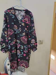 ethnuc suit