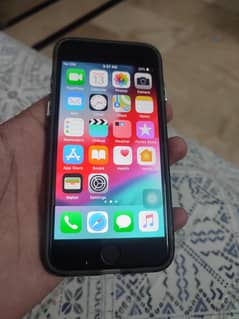 iphone 7 urdent sell!!! PTA APPROVED