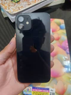 Apple iPhone 12