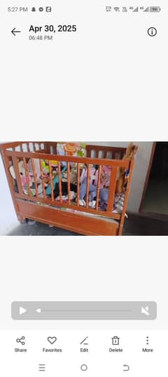 baby cot