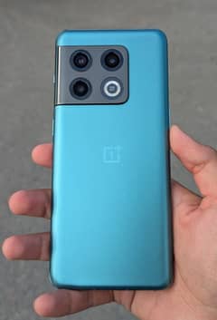 one plus 10 pro 5G Dual sim 128gb