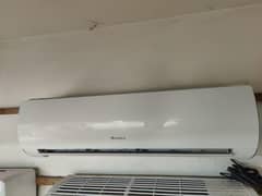 gree inverter 1.5 ton Fith model 1 years used