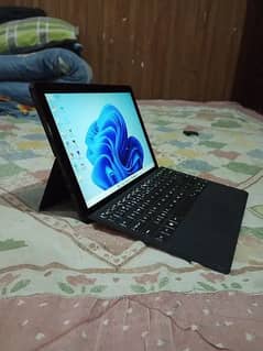 Dell Latitude 5290 2 in 1 laptop  core i7 8th generation touch screen